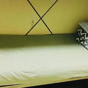 럭키 호스텔